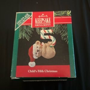 1990 vintage hallmark keepsake ornament “child’s fifth Christmas”